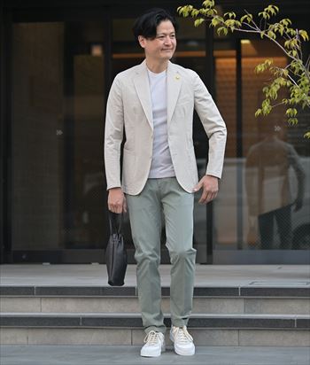 大人の春ジャケットスタイル