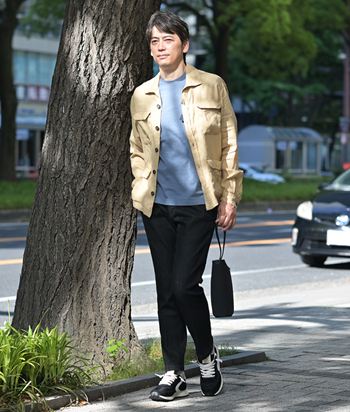 40代50代の男らしさを引き立てる、サファリジャケット