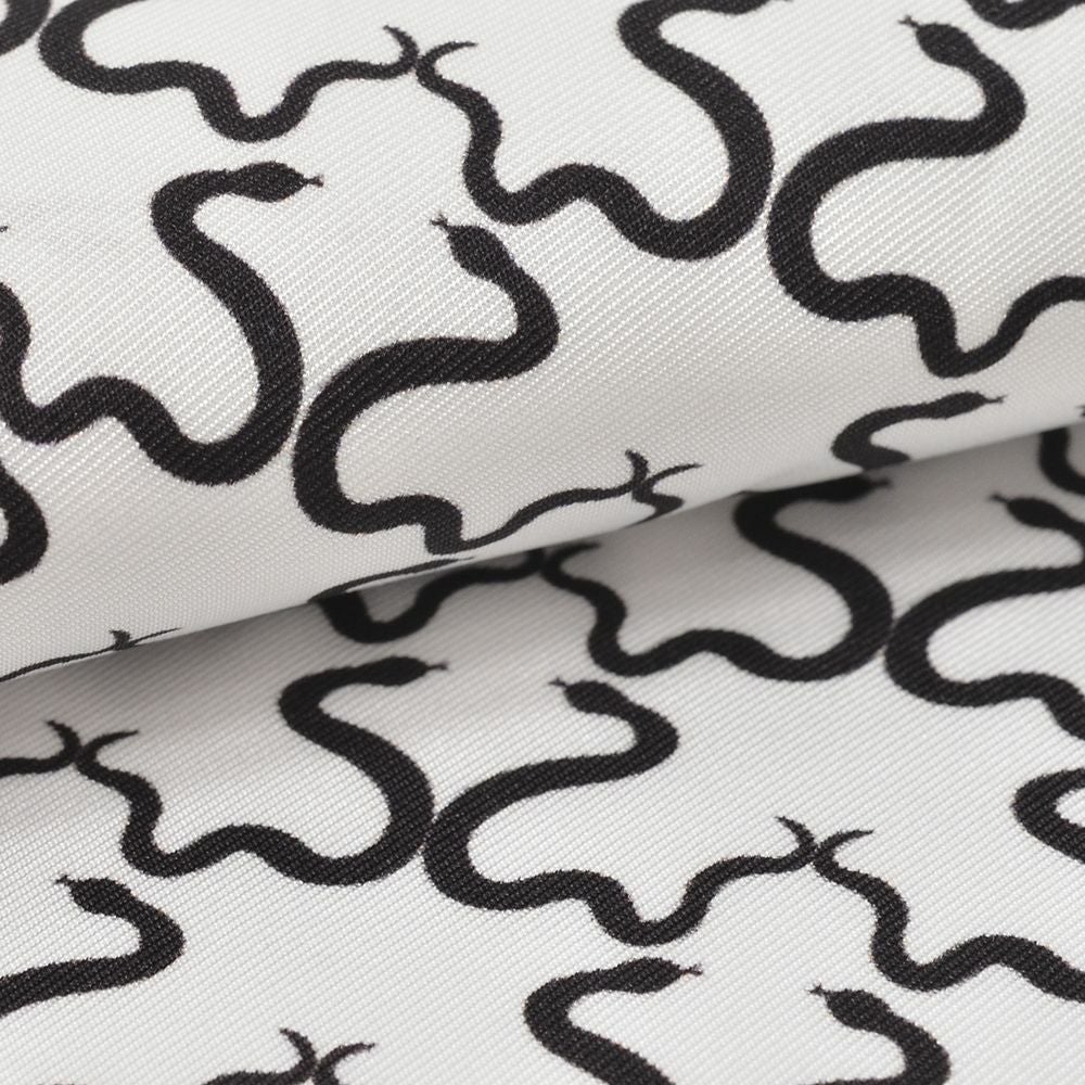 フェルッチミラノFERRUCCI14-SERPENTE/セルペンテヘビスネーク爬虫類を描いたモード系シルクチーフ）n