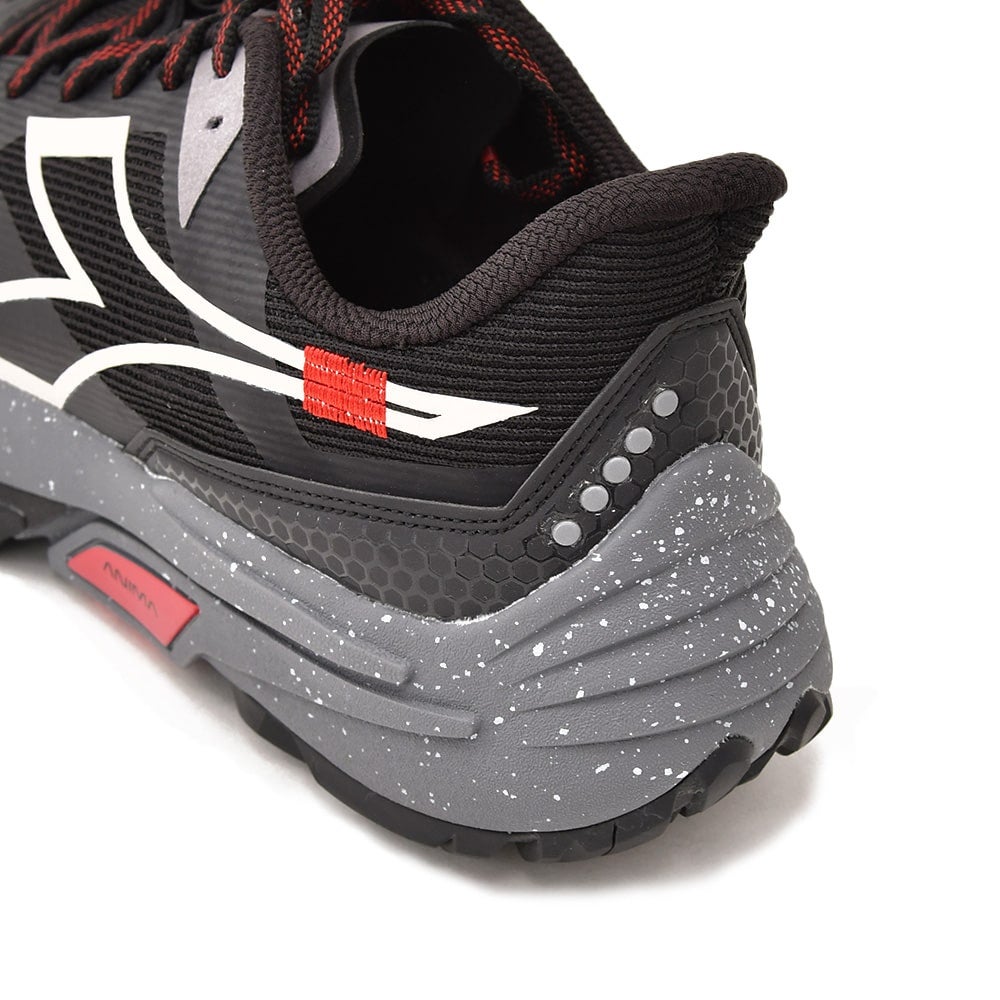 ディアドラDIADORAトレイルランニングスニーカーメンズレースアップシューズSESTRIERE-XT2ブラック×グレーポリエステルメッシュ生地ラバーソール軽量国内正規品でらでら公式ブランド