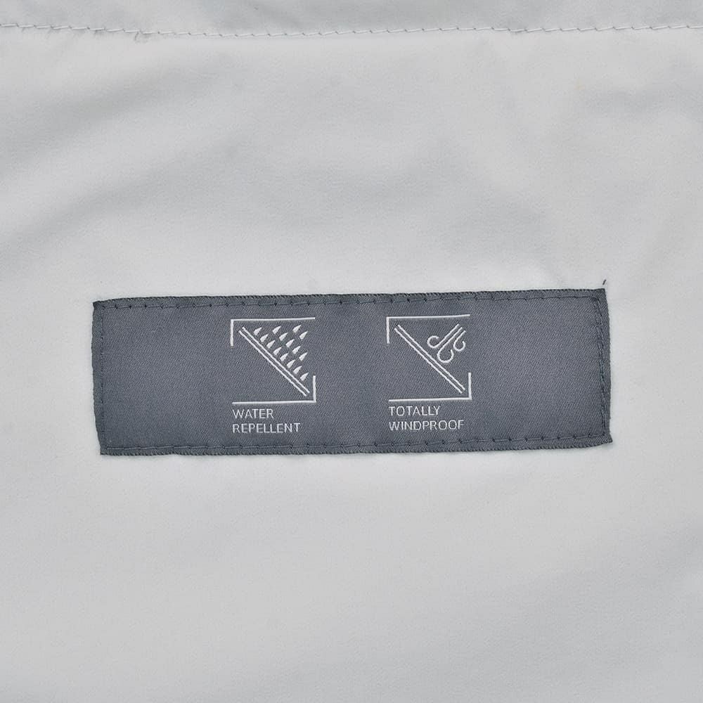 【preSALE!20%off】ヘルノHERNOナイロンジャケットメンズ2つ釦シングルフロント撥水軽量FUNCTIONALWARDROBEアイスグレーストレッチ性GA000179U国内正規品でらでら公式ブランド