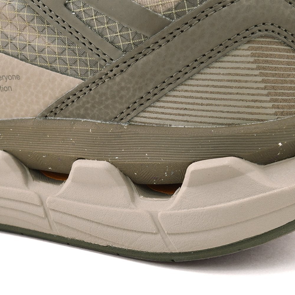 モイスルー360MOISTHROUGH360防水スニーカーメンズVENTIRISヴェンティリスリサイクルメッシュ素材ベージュ通気防水機能搭載レースアップシューズでらでら公式ブランド