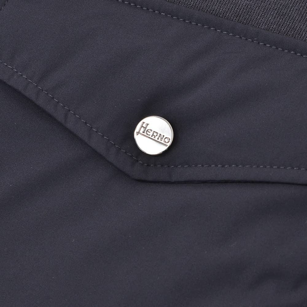 ヘルノリゾートHERNORESORT長袖トレーナーメンズスウェットシャツJG00041URコットンネイビー紺クルーネックロゴプレート胸ポケット国内正規品でらでら公式ブランド