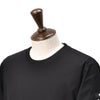 タトラスTATRAS長袖TシャツメンズクルーネックカットソーオスモOSMOブラック黒コットンジャージー左袖同色ロゴワッペンリラックスシルエット裾スリット国内正規品でらでら公式ブランド