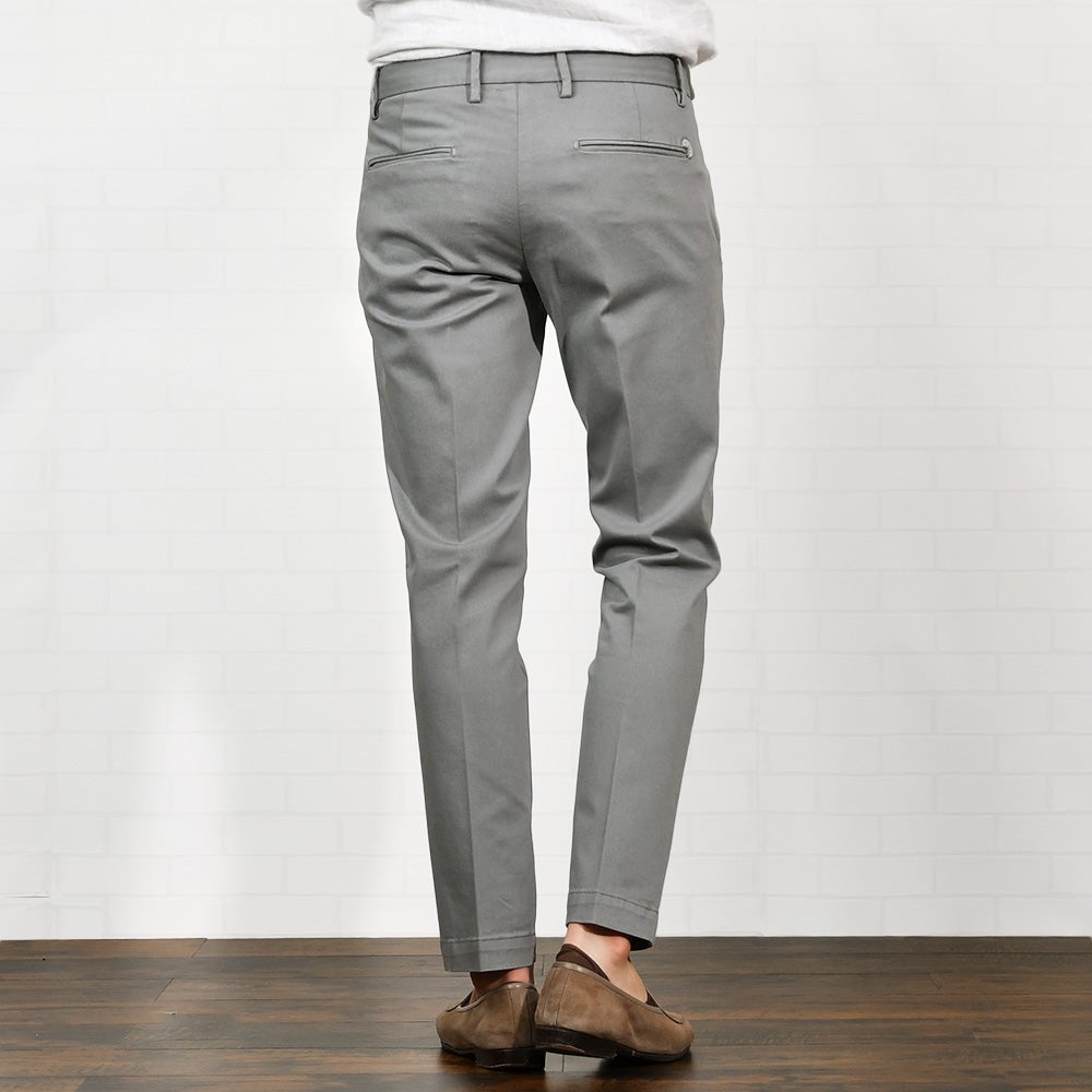 アントレアミENTREAMISコットンパンツメンズチノスラックス8188モデルストレッチコットンツイルグレースリムテーパードアイコンパッチ国内正規品でらでら公式ブランド