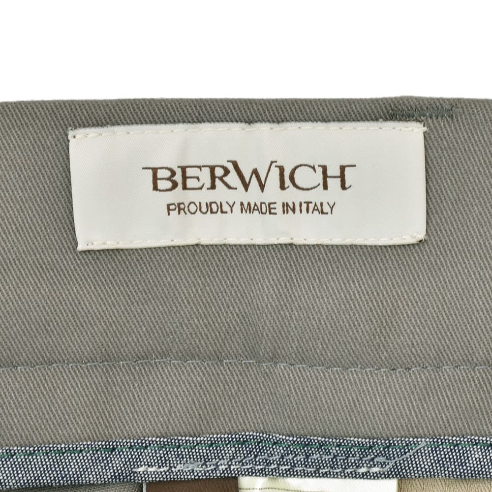 ベルウィッチBERWICHチノスラックスメンズベルトBERTOストレッチコットンパンツグレーブラウン1プリーツシャーリング仕様サイドアジャスター釦国内正規品でらでら公式ブランド