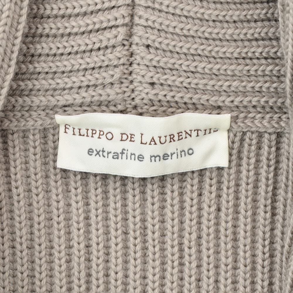 フィリッポデローレンティスFILIPPODELAURENTIISショールカラーカーディガンメンズリブ編みミドルゲージニットエクストラファインメリノウールグレージュ長袖スリムフィット7ゲージ国内正規品でらでら公式ブランド