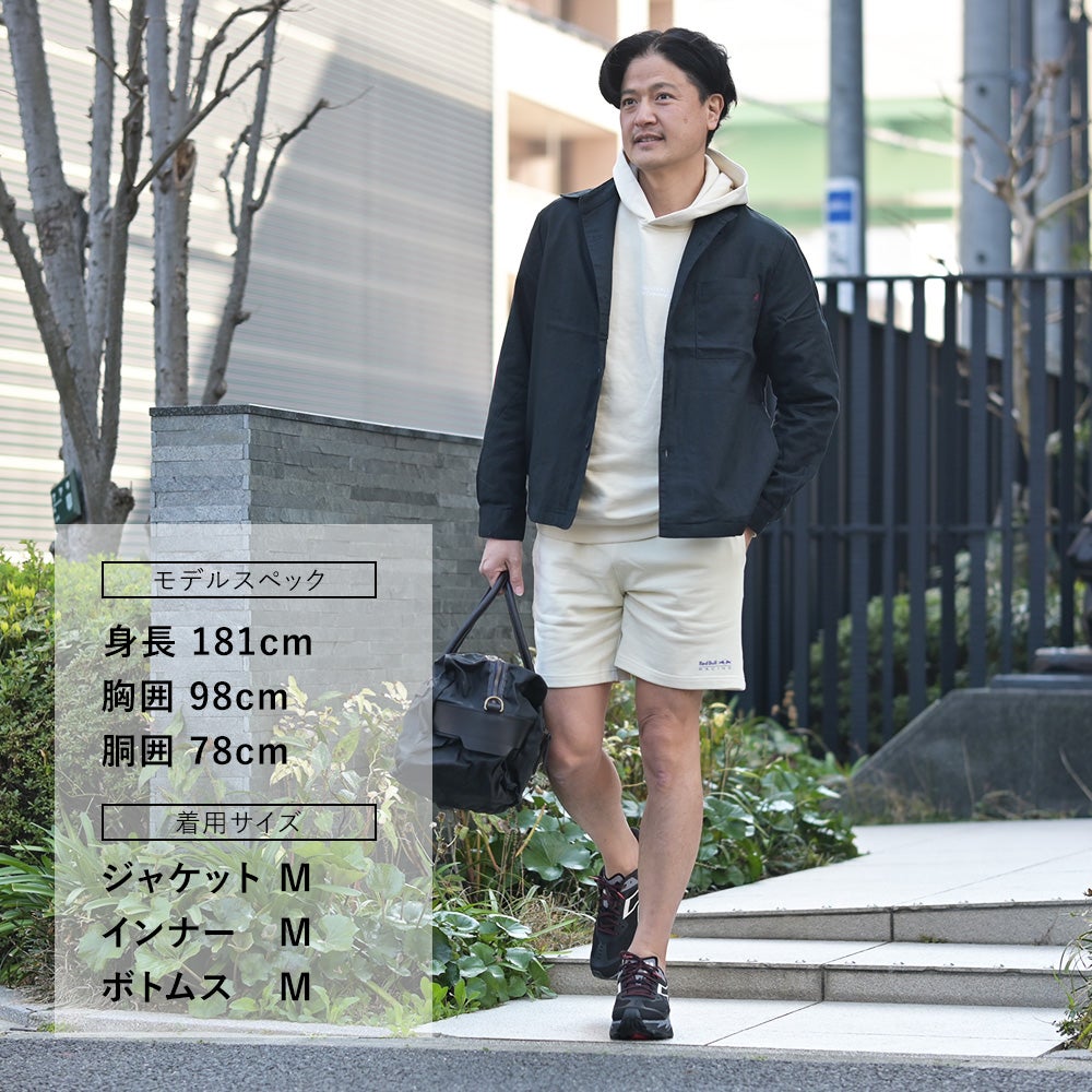 リプレイREPLAYシャツブルゾンメンズシャツアウターリネンコットンツイルブラック黒左袖ブランドワッペン胸ポケット付きルーズフィット国内正規品でらでら公式ブランド