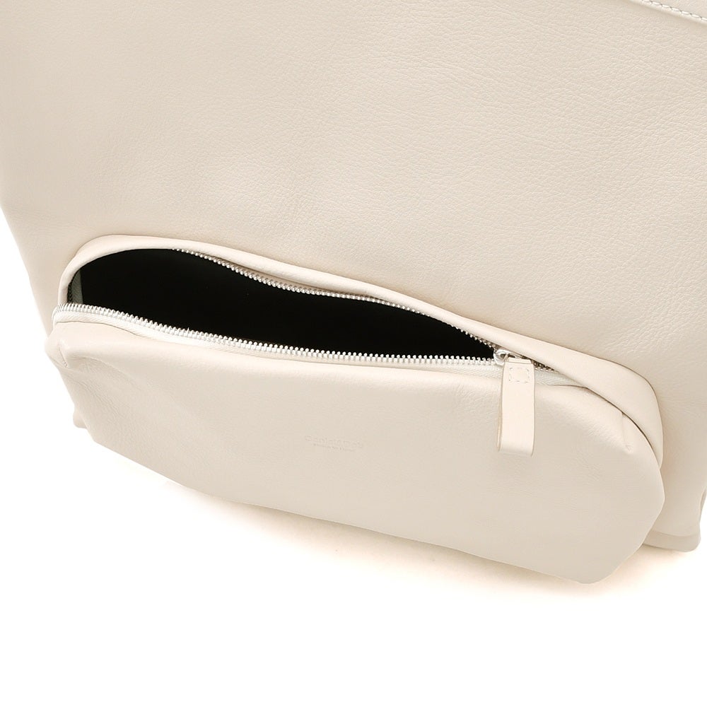 ダニエル&ボブDaniel&Bobトートバッグ男女兼用スムースレザーバッグスプーニャSPUGNAダニボブオフホワイト白2室構造スクエアフォルムシルバーパーツ国内正規品でらでら公式ブランド