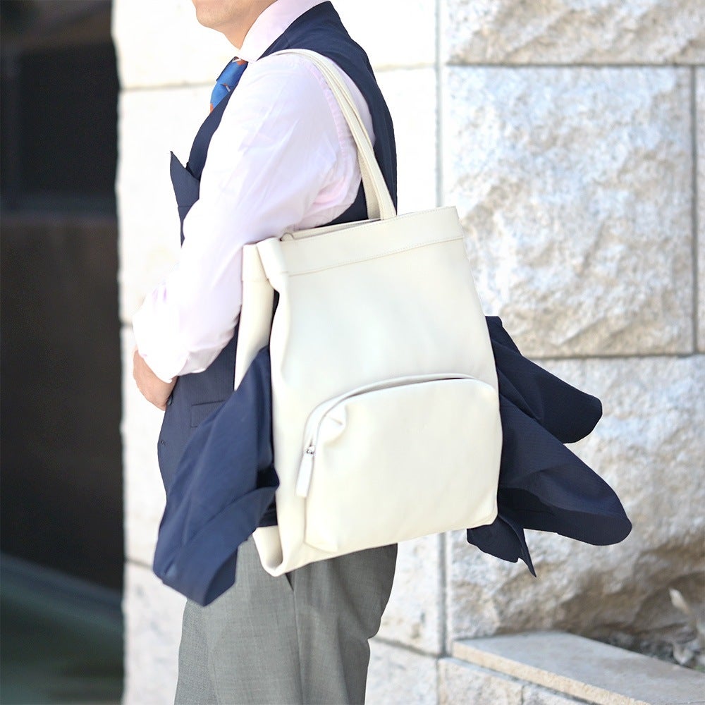 ダニエル&ボブDaniel&Bobトートバッグ男女兼用スムースレザーバッグスプーニャSPUGNAダニボブオフホワイト白2室構造スクエアフォルムシルバーパーツ国内正規品でらでら公式ブランド