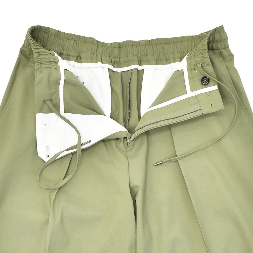 【ポイント8倍3/269:59まで】ビーエイブルBEABLEイージースラックスメンズ1プリーツテーパードパンツDOMINIQUEドミニクテクノウールオリーブシャーリング仕様ウォッシャブル国内正規品でらでら公式ブランド